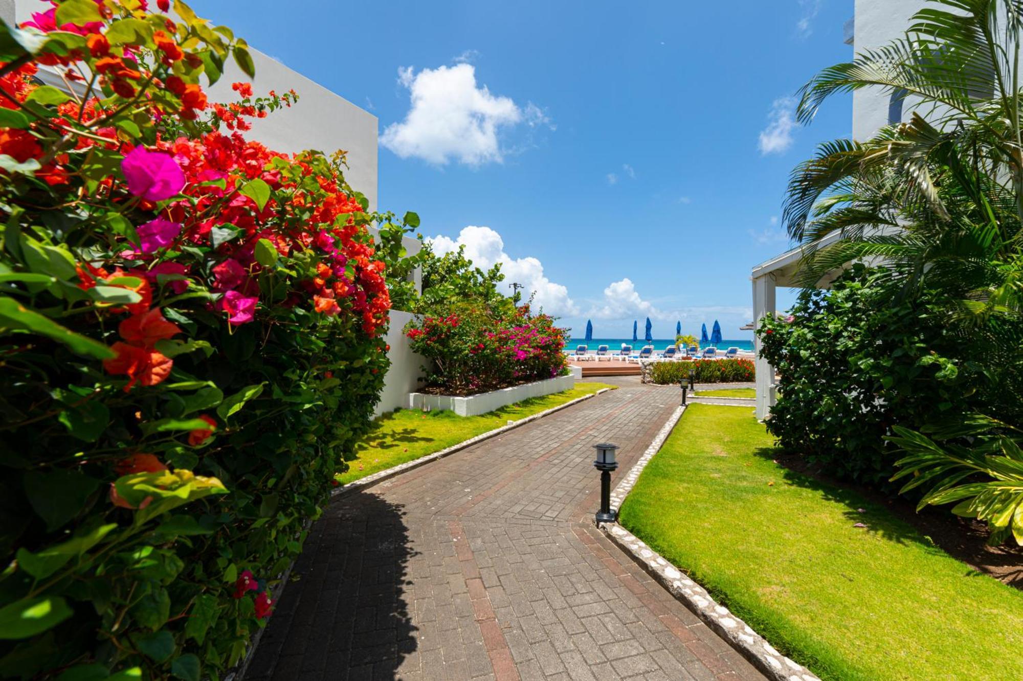 La Vista Resort Simpson Bay Eksteriør bilde